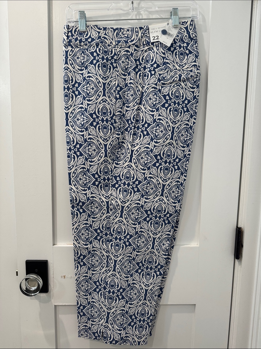 Lane Bryant Navy and White Printed Capris